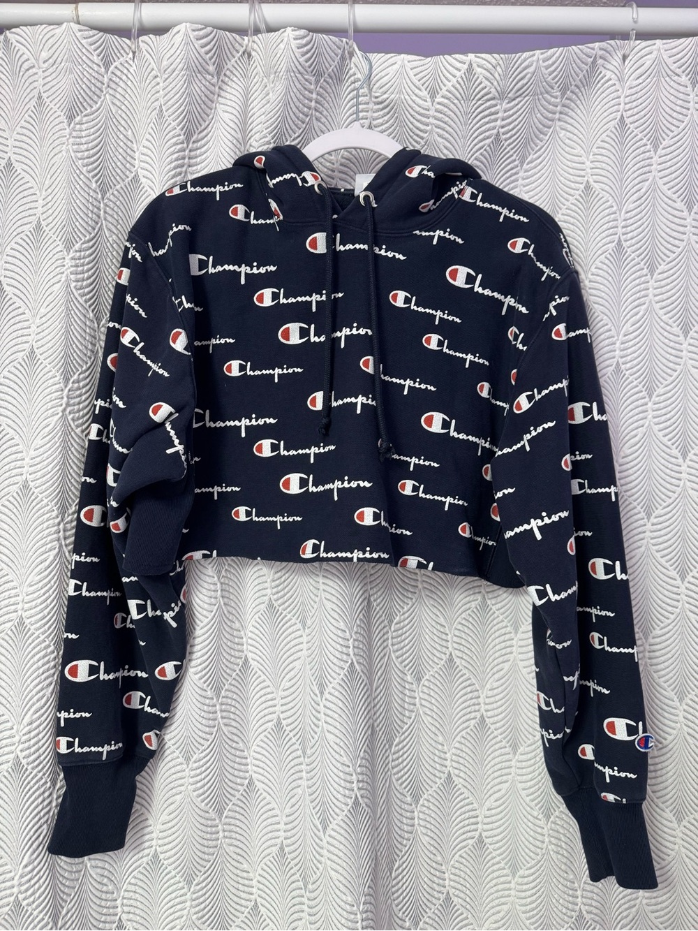 Navy champion cropped hoodie size medium